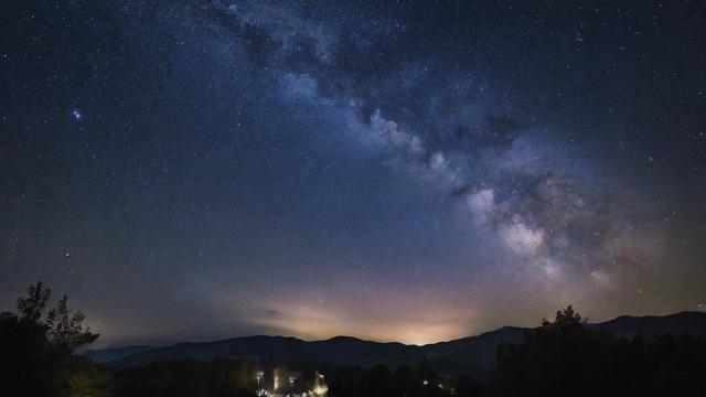 哪个星座的流星雨最为人所熟知？