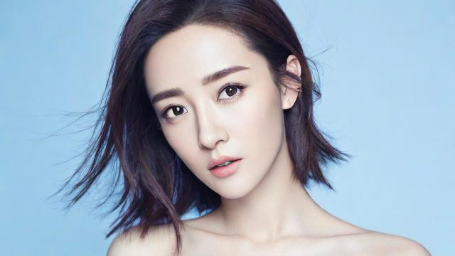 胡一菲星座