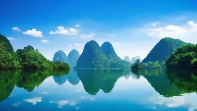 风水学中，为何前高后低的布局被认为是不利的？