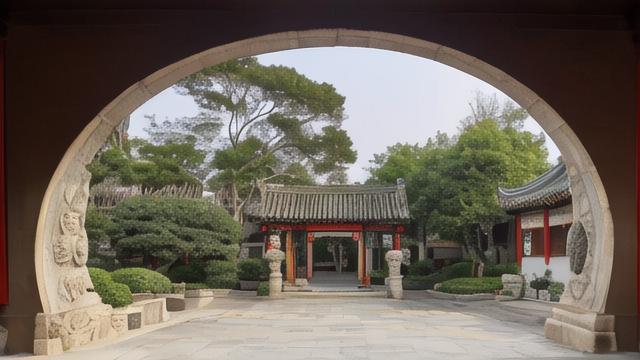 月洞门在风水学中扮演着怎样的角色？
