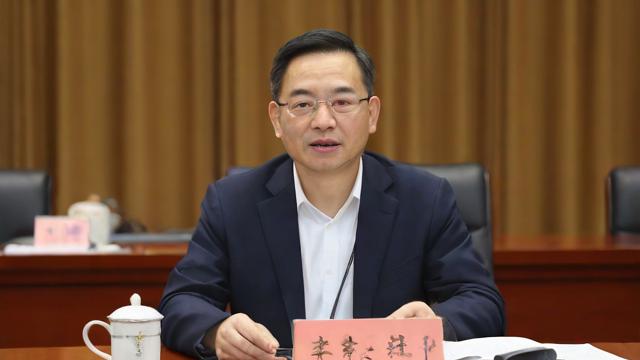 宝川风水大师，揭秘古老智慧背后的现代应用与争议