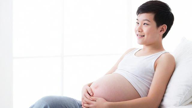 文艺风，孕期梦境，梦到生男孩，是命运的神秘暗示吗？，怀胎之期，梦到生男孩，这其中藏着怎样的奥秘呢？，好奇风，怀孕时梦到生男孩，这到底有啥特别意义呀？，为啥怀孕会做梦梦到生男孩，背后有啥说法不？，科学探究风，怀孕做梦梦到生男孩，是否有科学依据能解释其缘由？，从科学角度看，怀孕时梦到生男孩这一现象该如何解读？
