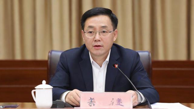 我为何会梦到自己当领导？这背后有何深意？
