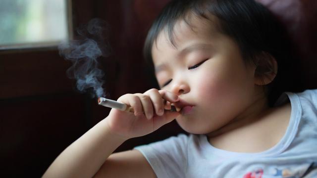 文艺风，夜梦缭绕，烟影之中藏着怎样的潜意识秘密？——〈做梦梦到烟〉，当梦境邂逅那缕轻烟，背后有着何种难以言喻的深意？——〈做梦梦到烟〉，好奇探秘风，做梦梦到烟，这究竟是大脑的随机恶作剧还是另有玄机？——〈做梦梦到烟〉，为何会在梦中与烟不期而遇？〈做梦梦到烟〉背后的奥秘待解，生活关联风，做梦梦到烟，是生活中压力的烟雾弹作祟，还是另有缘由？——〈做梦梦到烟〉，从现实到梦境，那缕烟的出现有何暗示？——〈做梦梦到烟〉引发的思考
