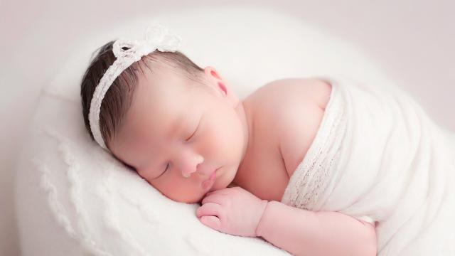 梦到新生婴儿，这背后有何深意？