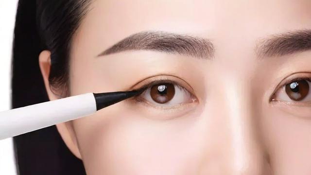 梦到描眉