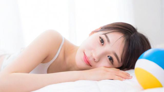 文艺风，夜梦之中，那神秘的球究竟有何寓意？，做梦偶览一球，其背后潜藏的深意你可知晓？，梦中邂逅那球，是何种奇妙机缘在悄然诉说？，幽默风，嘿！做梦梦到球，这是大脑在跟我玩啥球梗？，做梦梦到球，难道是我潜意识里想当球王？，哎呀，做梦梦到球，这不会是我要去参加星球杯的前兆吧？，悬疑风，做梦梦到球，这个神秘符号背后隐藏着怎样的惊人秘密？，夜梦惊现球影，其中暗藏的玄机究竟是什么？，做梦梦到球，这一奇异梦境背后有着哪些不为人知的故事？