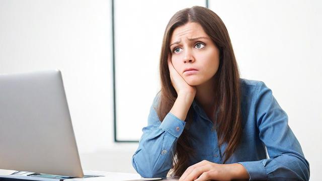 为何我会梦到自己上班迟到？梦境背后的心理暗示是什么？