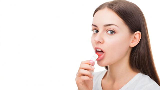 为何会梦到误食药？梦境背后的心理暗示是什么？