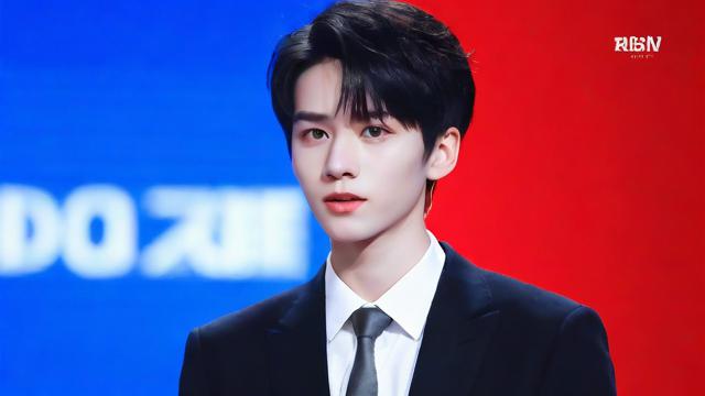 俊在名字里的意思是什么意思？是什么字？